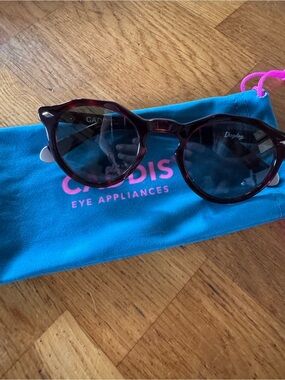 Caddis Eye Appliances sunglasses in Dogleg